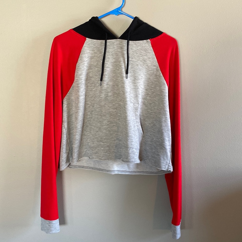 Cropped hoodie